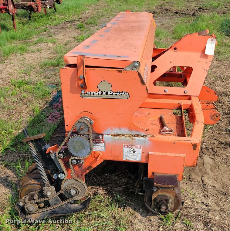 image for item EA2497 Land Pride APS1586 seeder