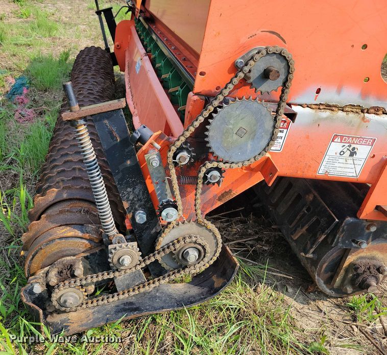 image for item EA2497 Land Pride APS1586 seeder