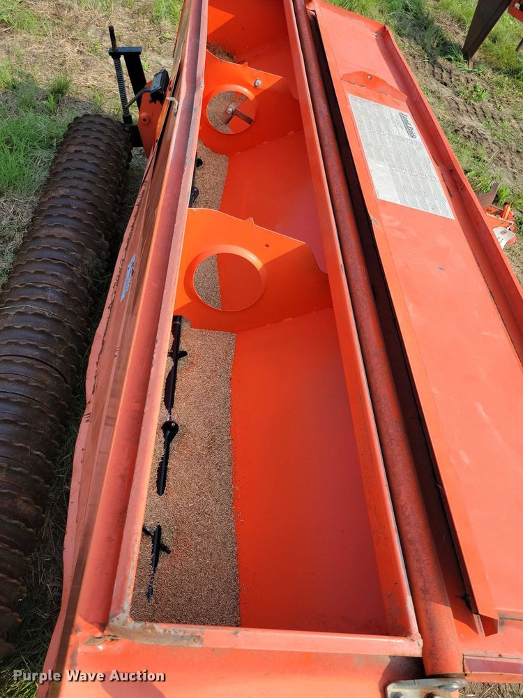 image for item EA2497 Land Pride APS1586 seeder