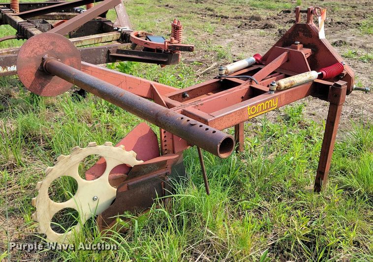 image for item EA2499 Tommy silt fence plow