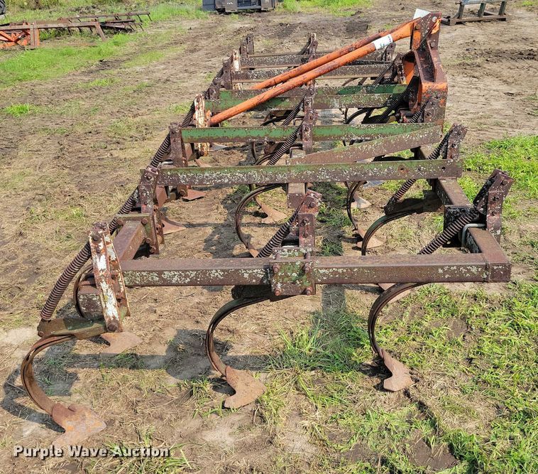 image for item EA2501 Field cultivator