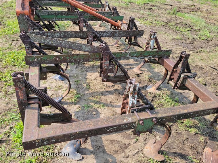 image for item EA2501 Field cultivator