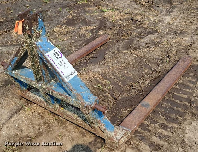 image for item EA2504 Bale fork