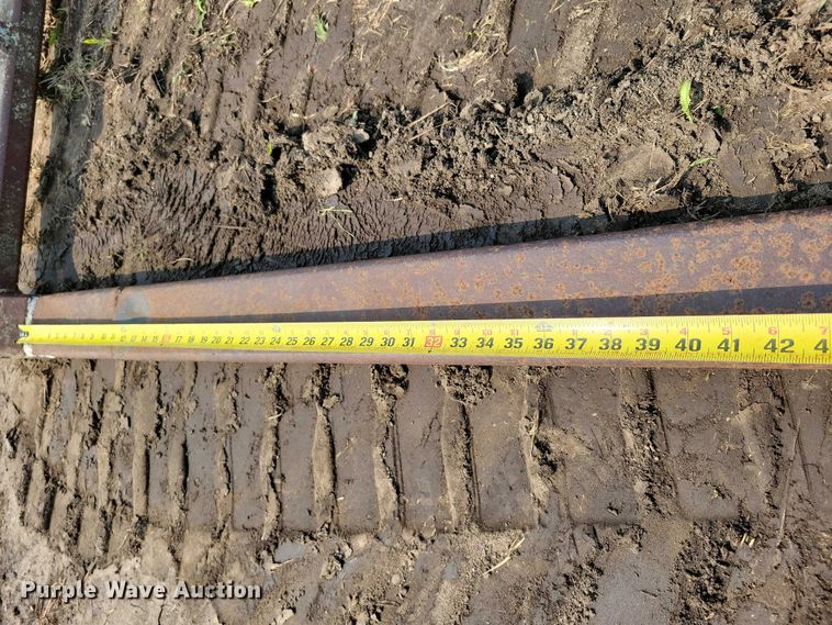 image for item EA2504 Bale fork