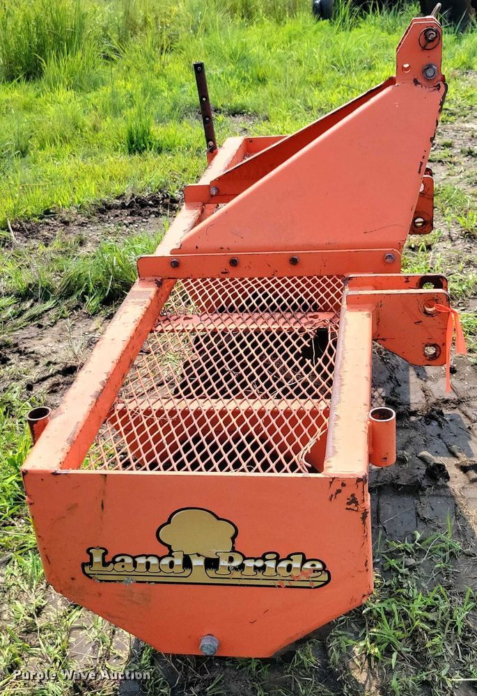 image for item EA2505 Land Pride CR2572 straw crimper