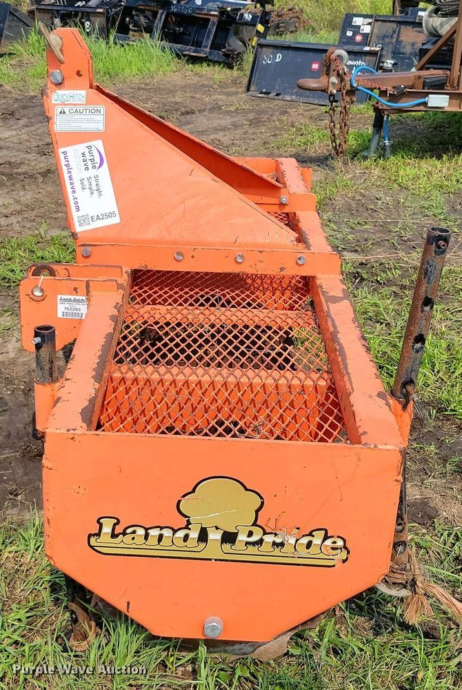 image for item EA2505 Land Pride CR2572 straw crimper