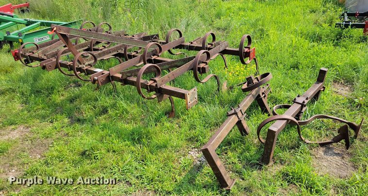 image for item EA2506 Field cultivator