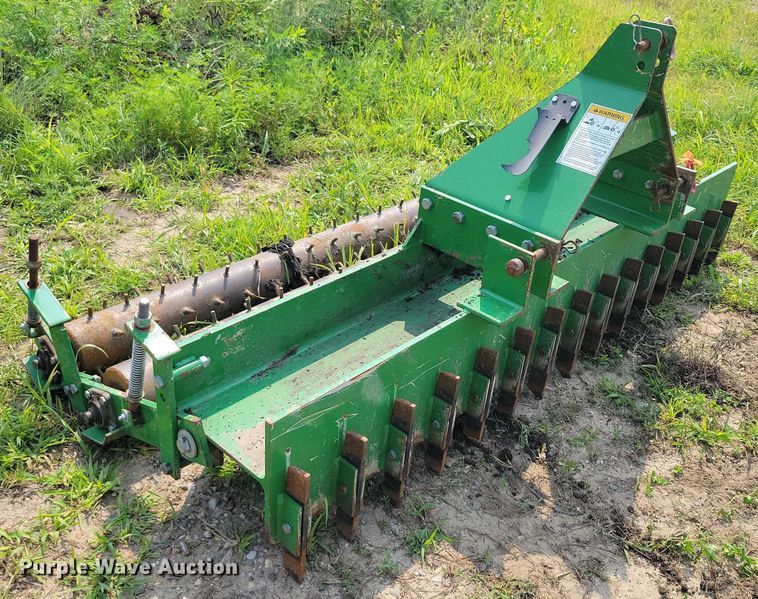 image for item EA2511 Frontier SP2284B soil pulverizer