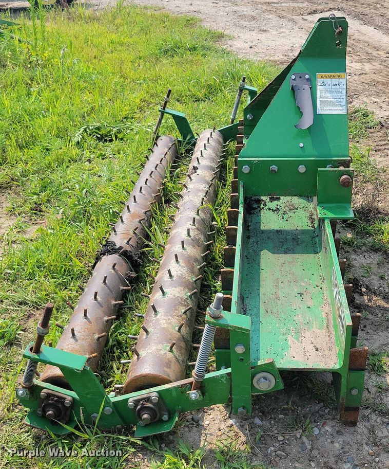 image for item EA2511 Frontier SP2284B soil pulverizer