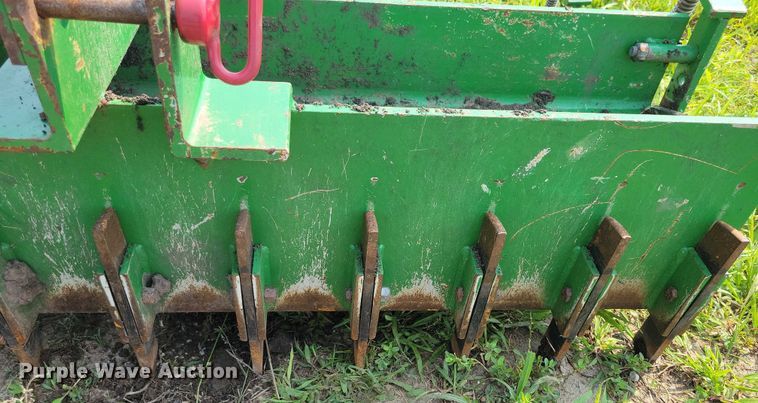 image for item EA2511 Frontier SP2284B soil pulverizer