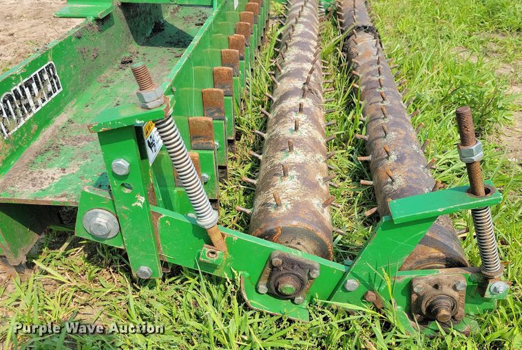 image for item EA2511 Frontier SP2284B soil pulverizer