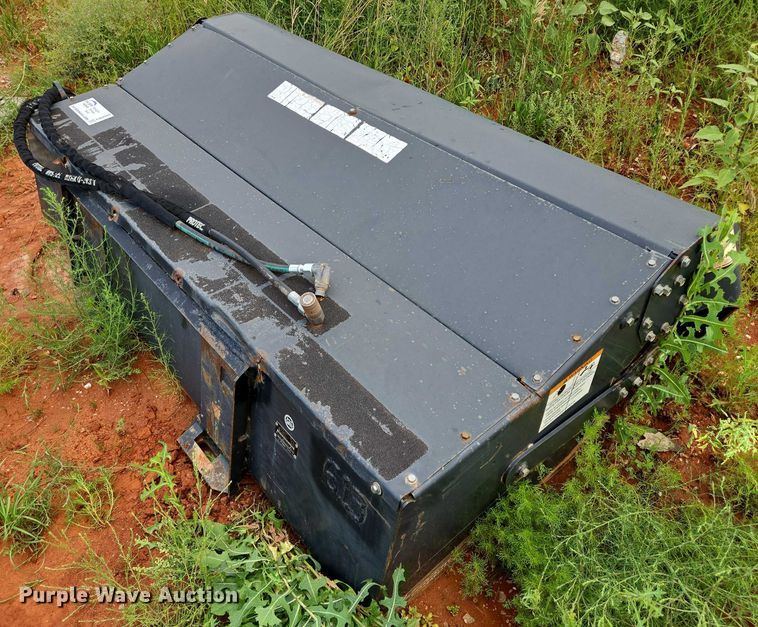 image for item EB0980 2015 Bobcat 84 Sweeper skid steer sweeper