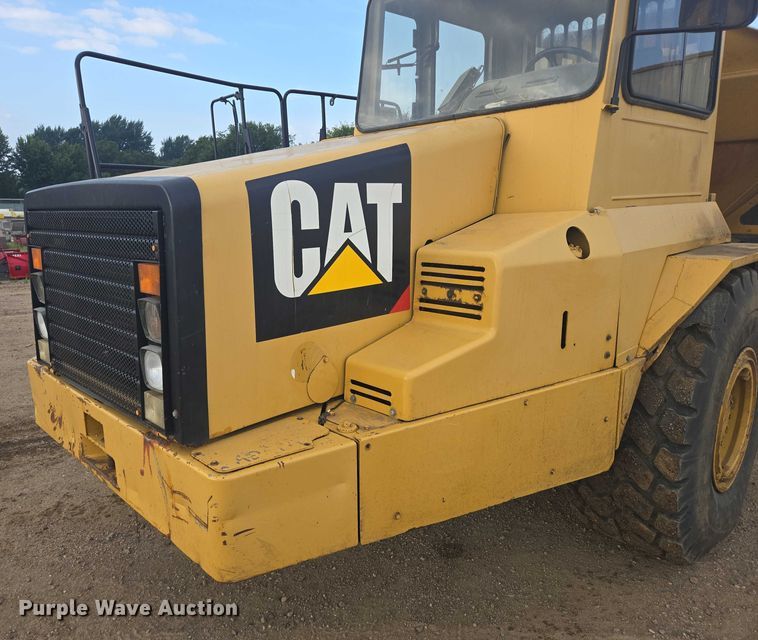 image for item EB0985 1997 Caterpillar D300E articulated haul truck