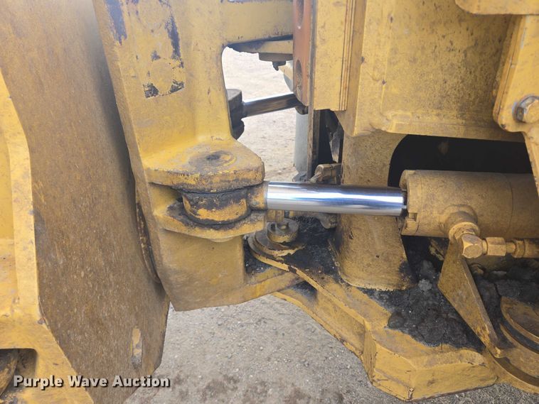 image for item EB0985 1997 Caterpillar D300E articulated haul truck