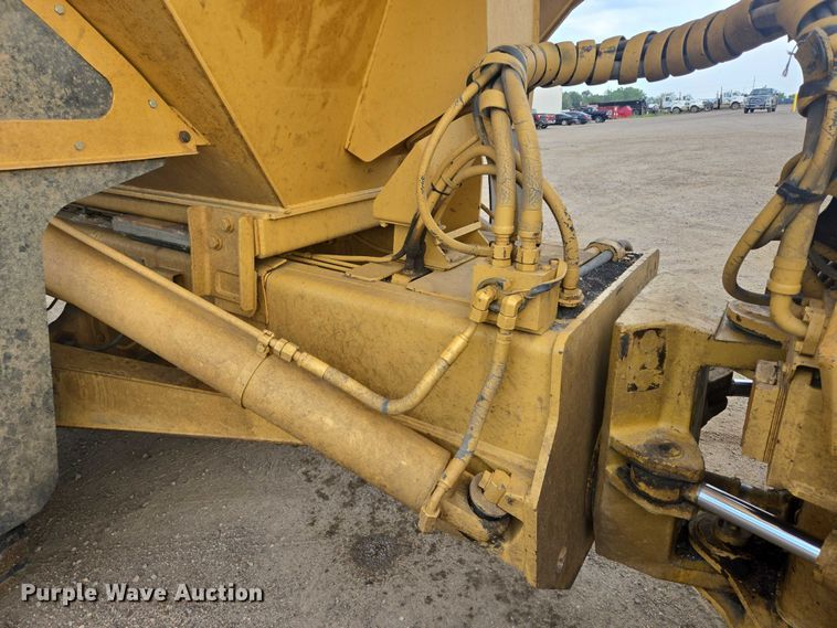image for item EB0985 1997 Caterpillar D300E articulated haul truck