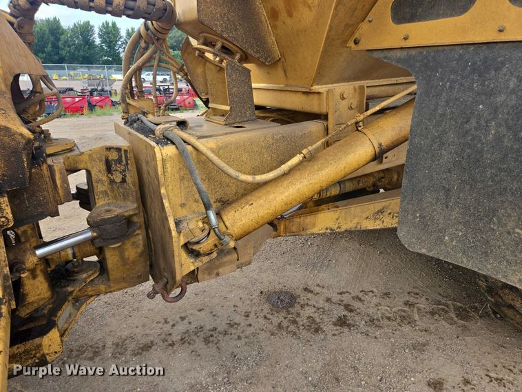 image for item EB0985 1997 Caterpillar D300E articulated haul truck