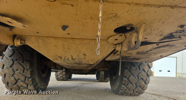 image for item EB0985 1997 Caterpillar D300E articulated haul truck