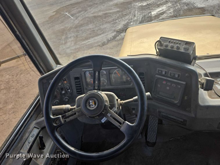 image for item EB0985 1997 Caterpillar D300E articulated haul truck