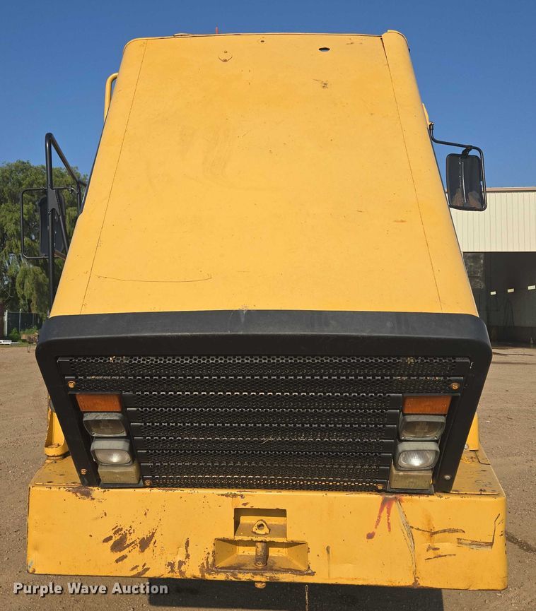 image for item EB0985 1997 Caterpillar D300E articulated haul truck