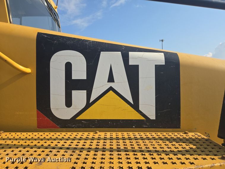 image for item EB0985 1997 Caterpillar D300E articulated haul truck