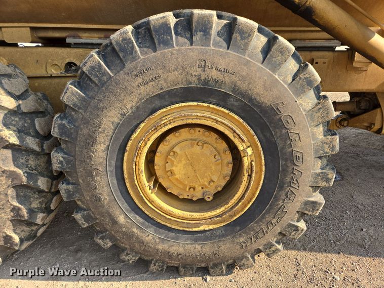 image for item EB0985 1997 Caterpillar D300E articulated haul truck