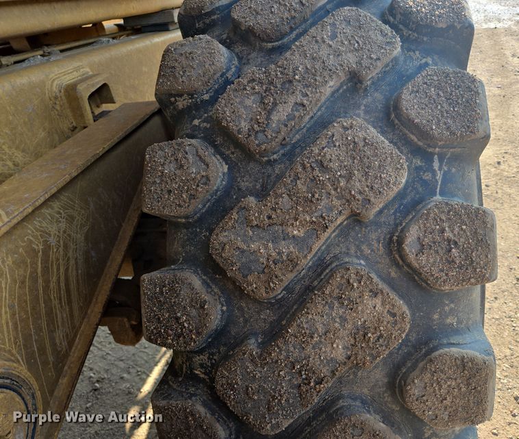 image for item EB0985 1997 Caterpillar D300E articulated haul truck