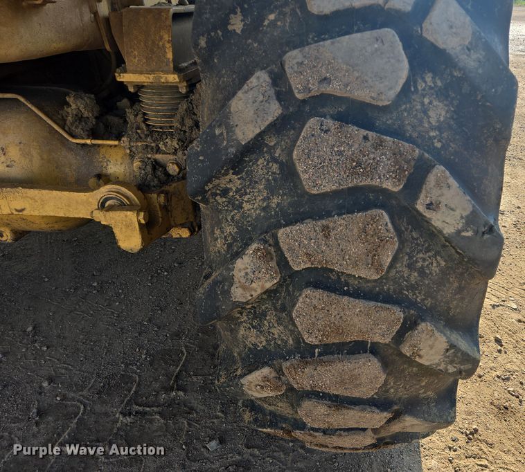 image for item EB0985 1997 Caterpillar D300E articulated haul truck