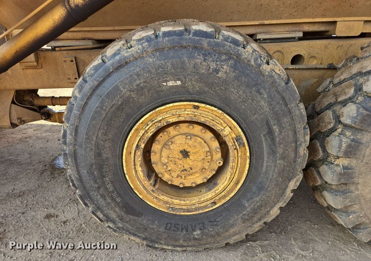 image for item EB0985 1997 Caterpillar D300E articulated haul truck