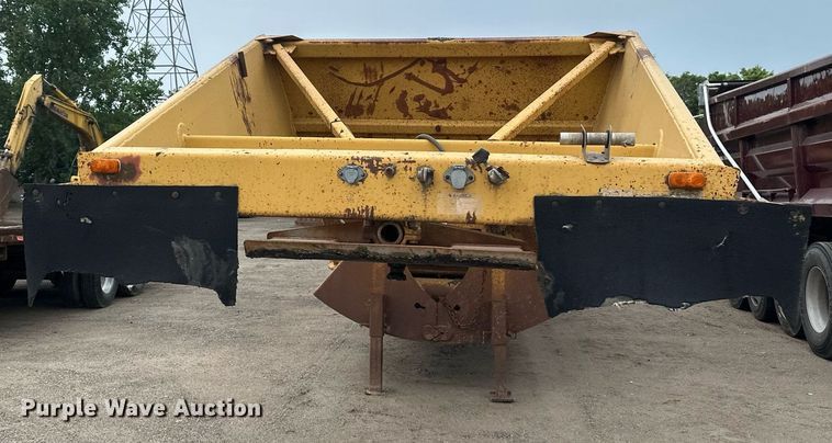 image for item EB2649 1993 Load King 2060-38-3 bottom dump trailer