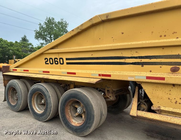 image for item EB2649 1993 Load King 2060-38-3 bottom dump trailer