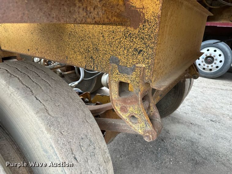 image for item EB2649 1993 Load King 2060-38-3 bottom dump trailer