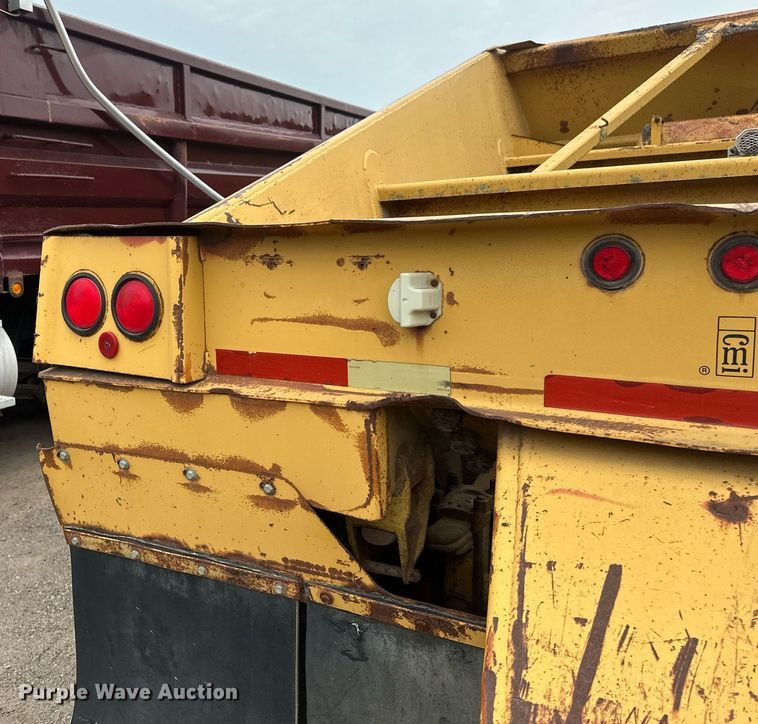 image for item EB2649 1993 Load King 2060-38-3 bottom dump trailer