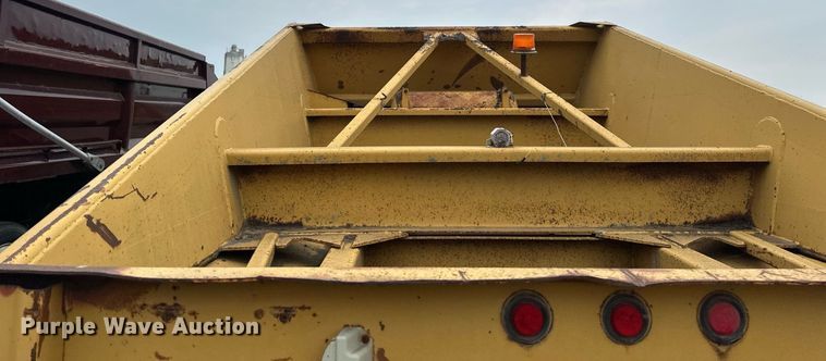 image for item EB2649 1993 Load King 2060-38-3 bottom dump trailer