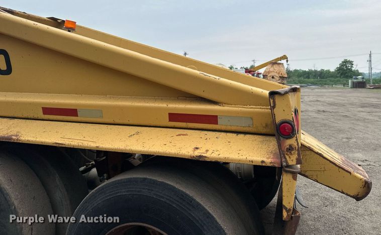 image for item EB2649 1993 Load King 2060-38-3 bottom dump trailer