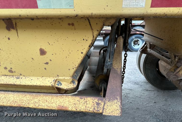 image for item EB2649 1993 Load King 2060-38-3 bottom dump trailer
