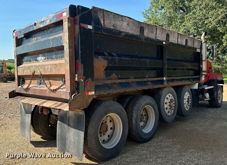 image for item EB2807 1997 Mack CL713 dump truck