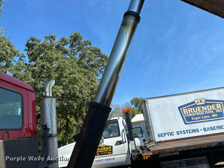 image for item EB2807 1997 Mack CL713 dump truck