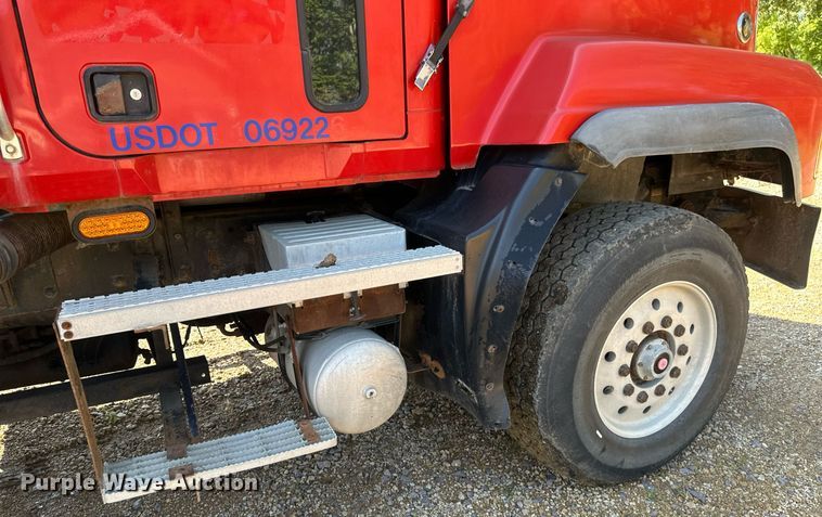 image for item EB2807 1997 Mack CL713 dump truck