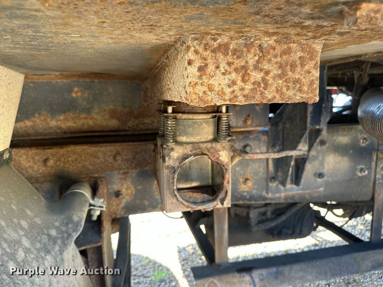 image for item EB2807 1997 Mack CL713 dump truck