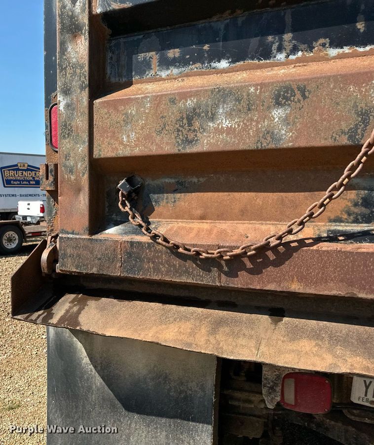 image for item EB2807 1997 Mack CL713 dump truck