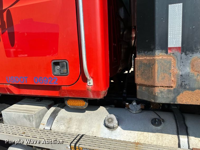 image for item EB2807 1997 Mack CL713 dump truck