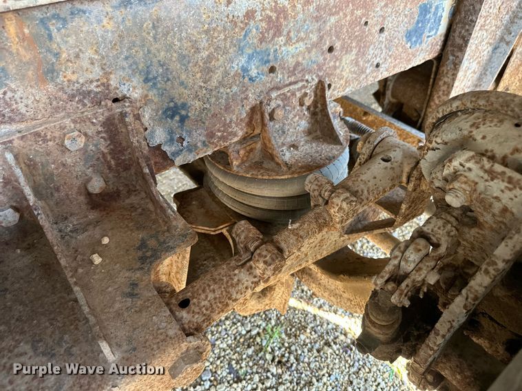 image for item EB2807 1997 Mack CL713 dump truck