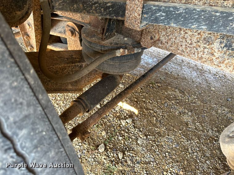 image for item EB2807 1997 Mack CL713 dump truck