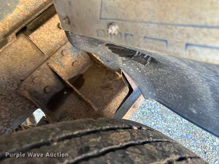 image for item EB2807 1997 Mack CL713 dump truck