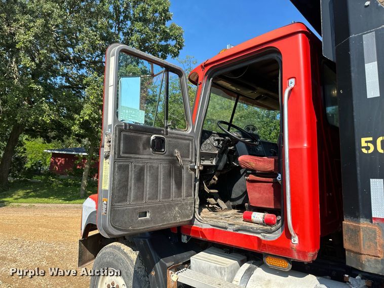 image for item EB2807 1997 Mack CL713 dump truck