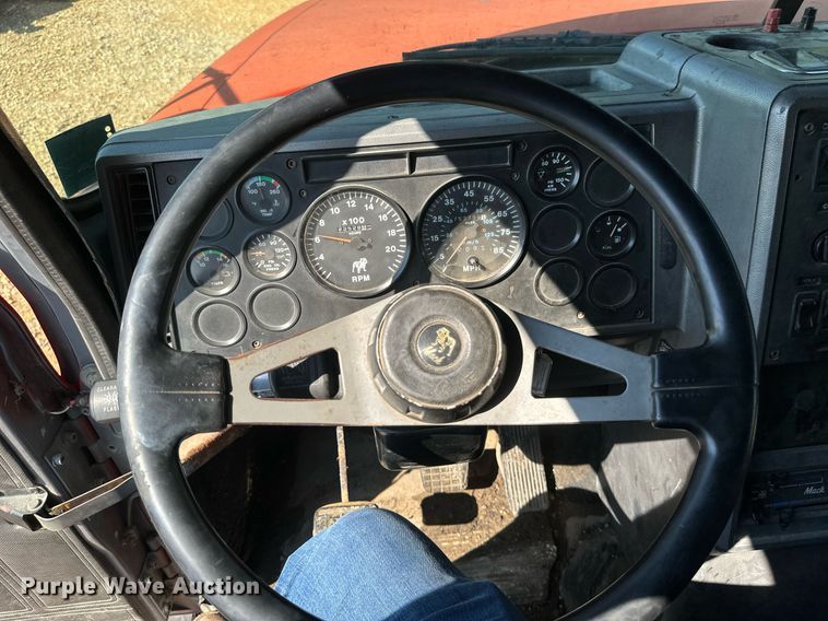 image for item EB2807 1997 Mack CL713 dump truck