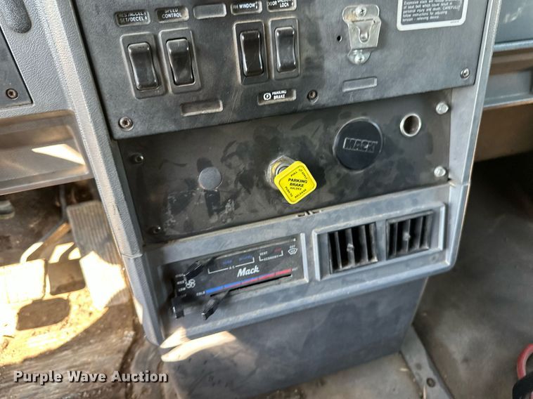 image for item EB2807 1997 Mack CL713 dump truck