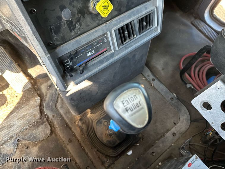 image for item EB2807 1997 Mack CL713 dump truck