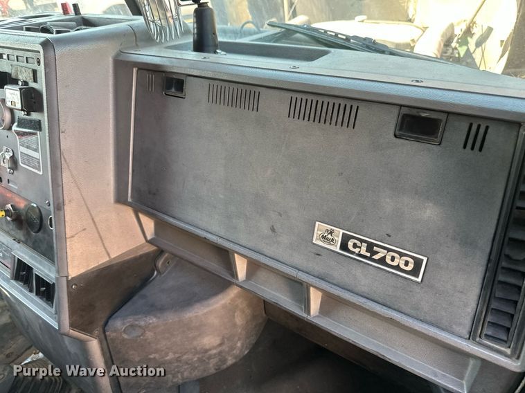 image for item EB2807 1997 Mack CL713 dump truck