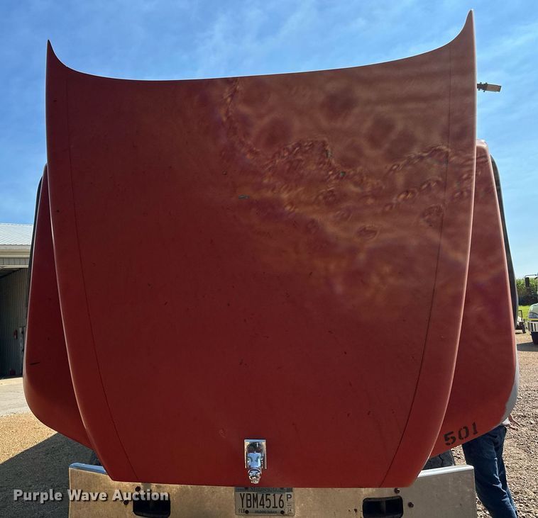 image for item EB2807 1997 Mack CL713 dump truck